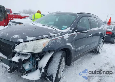 2012 Chevrolet Traverse 1Lt z USA, uszkodzony, nr VIN 1GNKVGEDXCJ331902